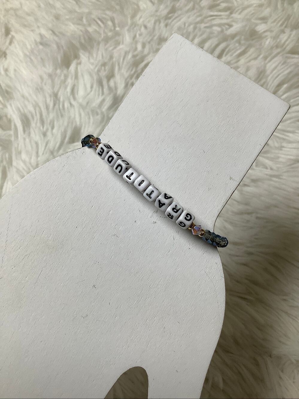Little Words Project GRATITUDE Crystal Beaded Charm Stretch Bracelet Y2K C2-33
